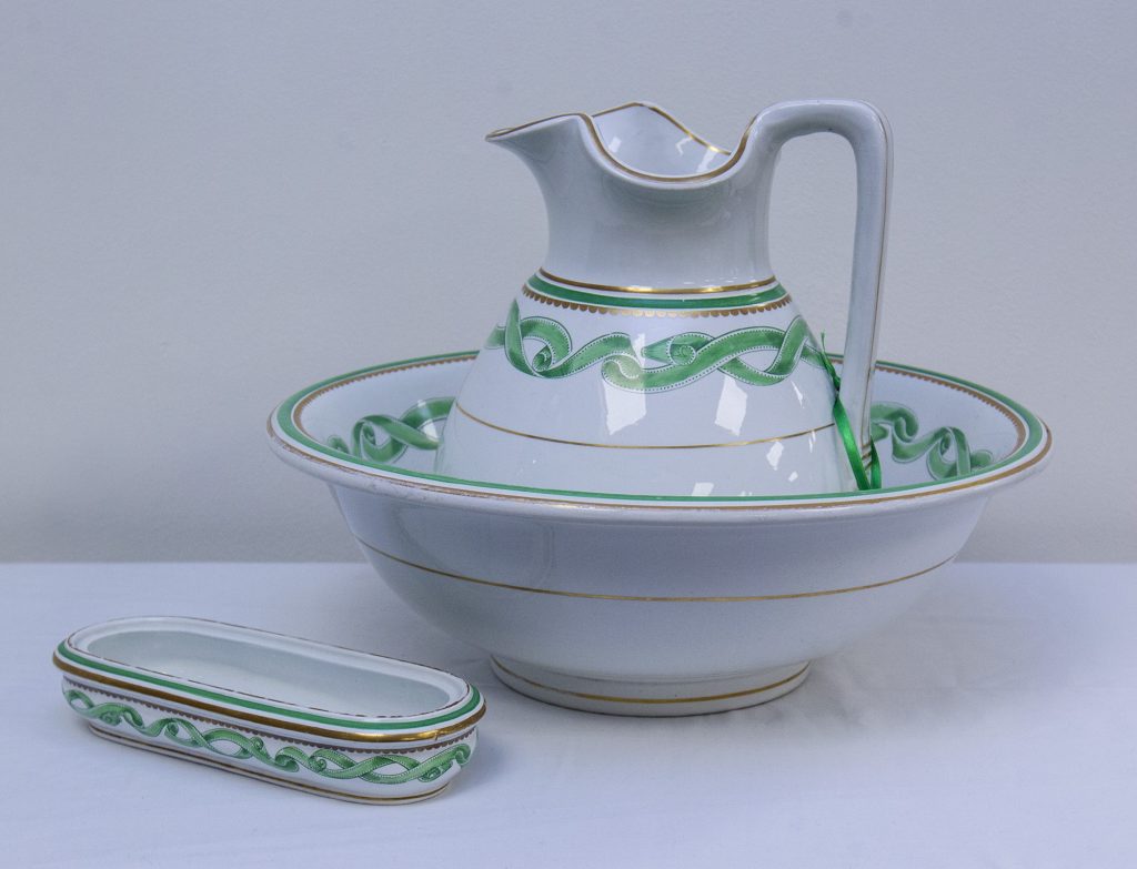 Victorian Wedgwood Pearlware Wash Set