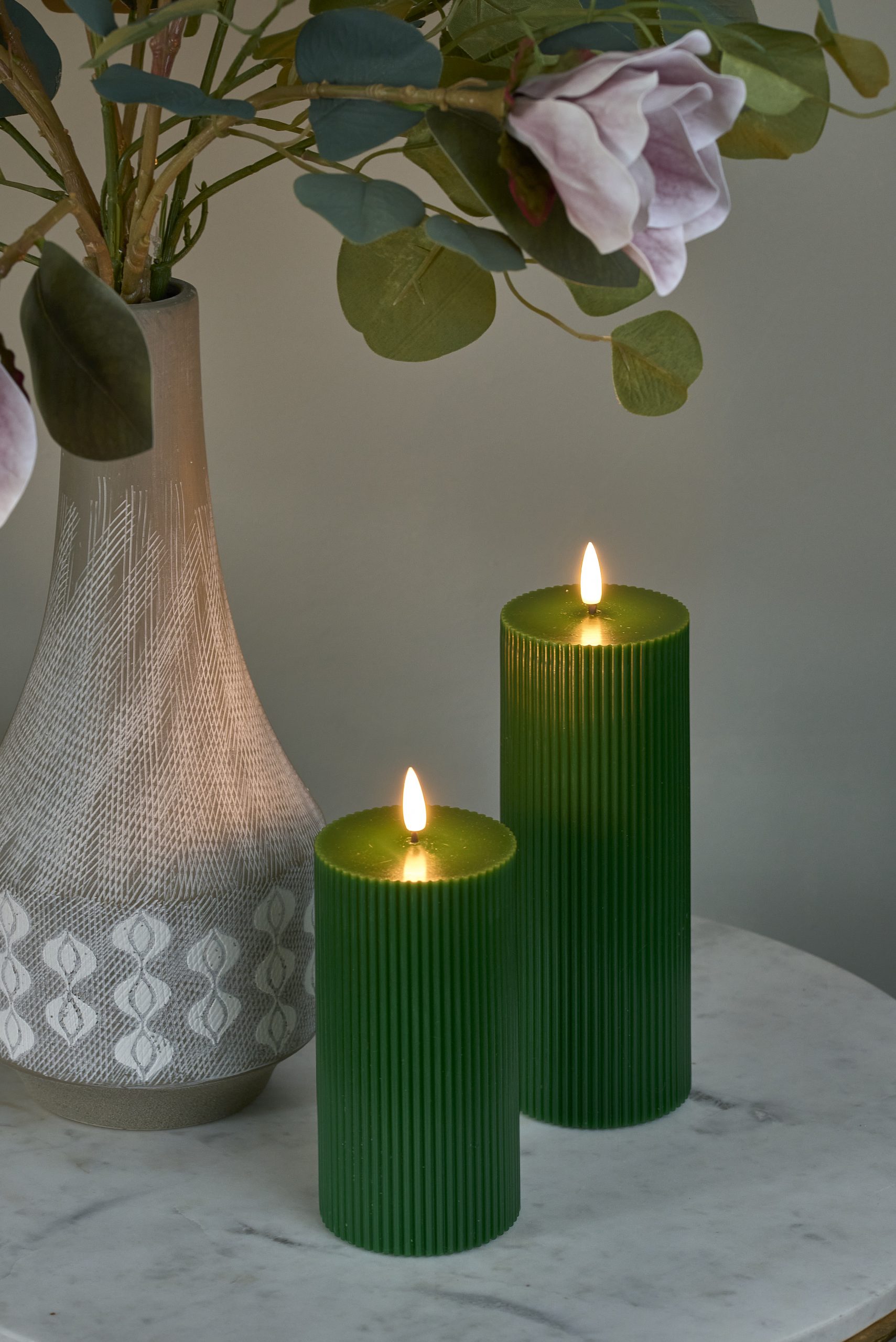 Ribbed Candles Green_2023-09-28 15.34.36_FHD Ribbed Candles Green_2023-09-28 15.34.36_FHD