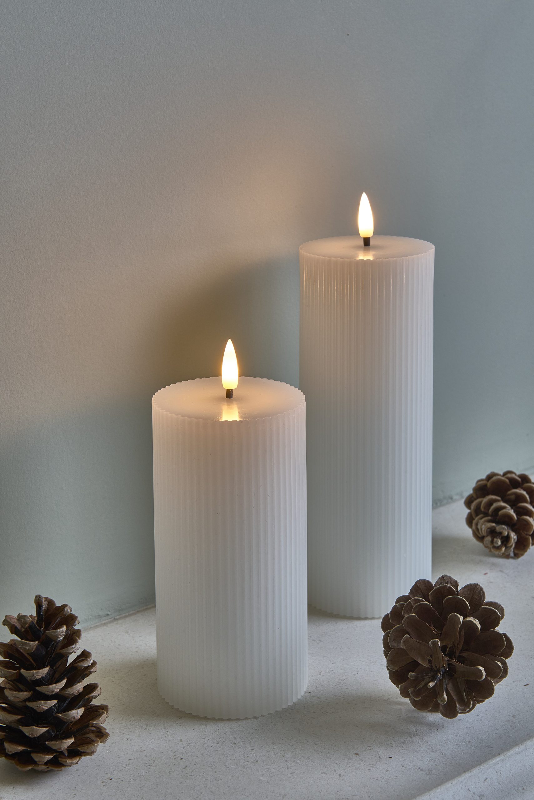 Ribbed Candles White_2023-09-28 15.20.00_FHD (1) Ribbed Candles White_2023-09-28 15.20.00_FHD (1)