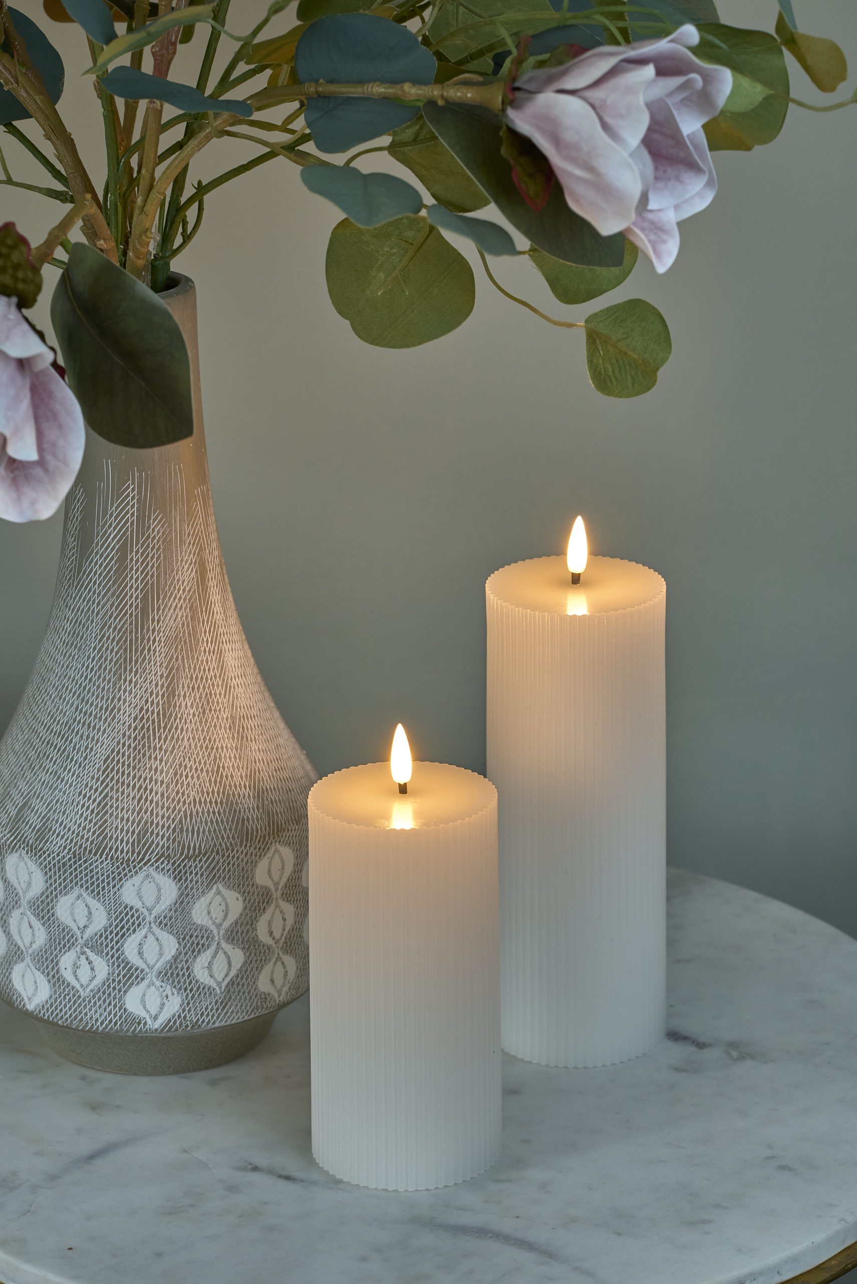 Ribbed Candles White_2023-09-28 15.31.23_FHD (1) Ribbed Candles White_2023-09-28 15.31.23_FHD (1)